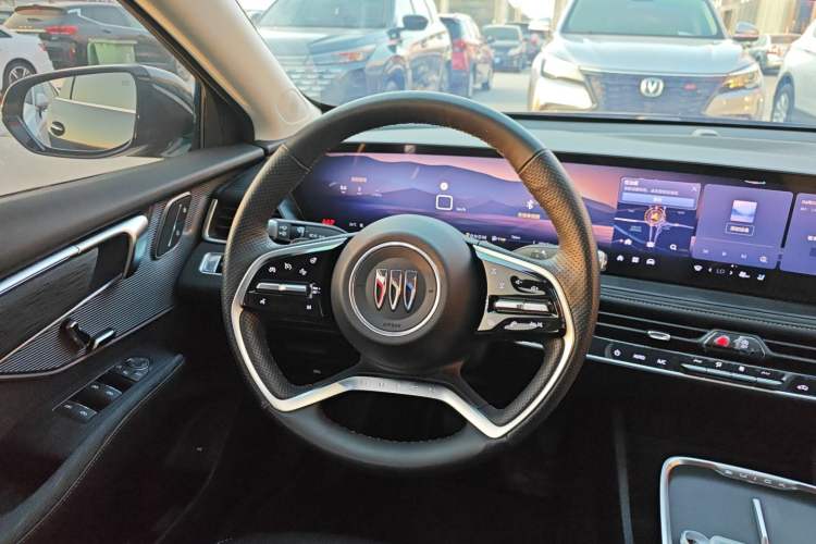 Used Buick LaCrosse 2023 28T Prestige Edition
