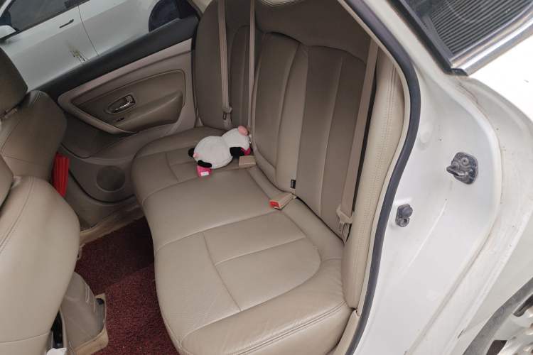 Used Dongfeng Aeolus A60 2012 2.0L CVT Tech Edition
