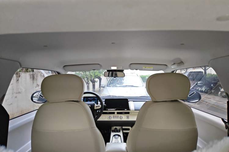 Used CHANGAN NEVO Lumin 2022 155 km – Refreshingly Sweet Edition Headliner