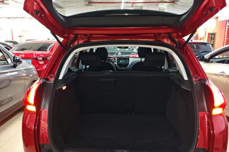 Used Peugeot 2008 2014 1.6L Automatic Fashion Edition
