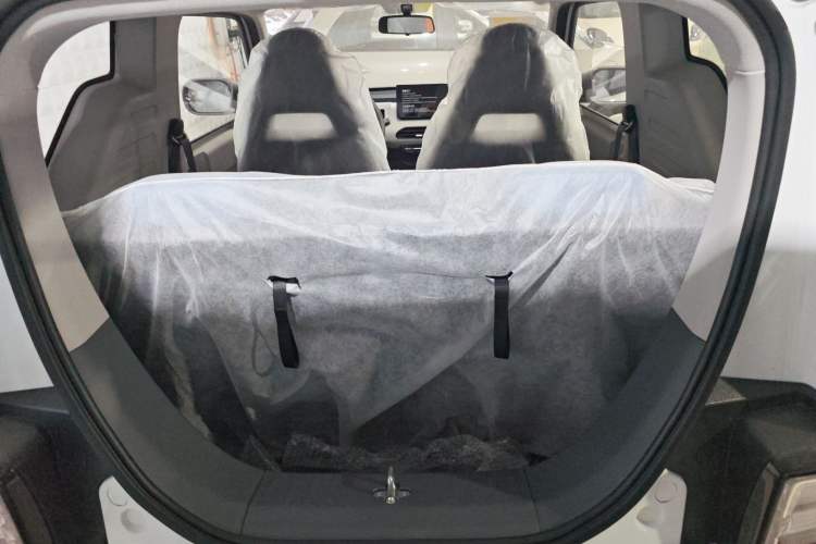 Used Geely Galaxy Panda 2024 Panda Mini 200km Endurance Bear
