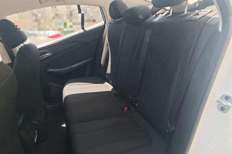 Used Roewe i5 2020 1.5L Manual 4G Connect Luxury Edition
