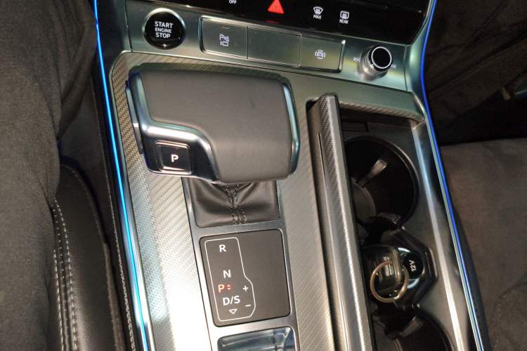 Used Audi A6L 2023 Updated 55 TFSI quattro Prestige Dynamic Edition