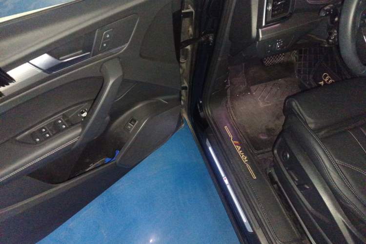 Used Audi Q5L 2022 40T Luxury Dynamic Model Driver Seat