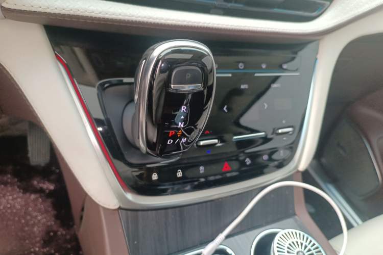 Used Buick GL8 2021 ES Land Cruiser 653T Luxury Edition Gear Lever