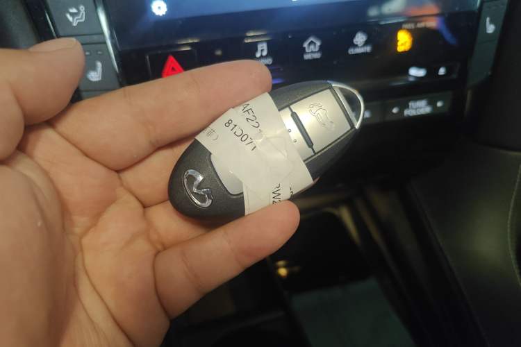 Used Infiniti QX50 2018 2.0T Four-Wheel Drive Elite Edition Vehicle Key