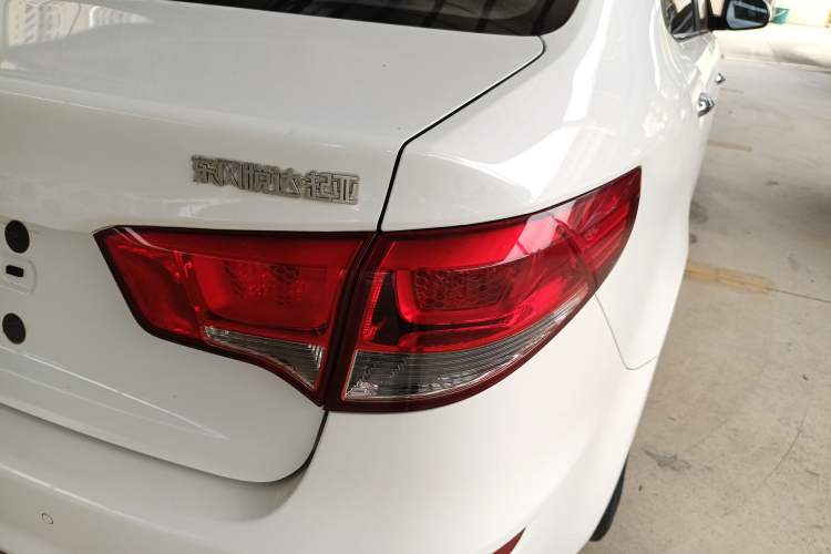 Used Kia K2 2015 Sedan 1.4L Automatic GLS Right Rear Taillight