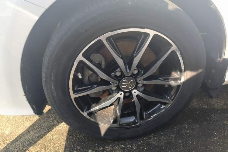 Used BYD Song MAX 2017 1.5T Automatic Smart Connect Elite 7-Seater