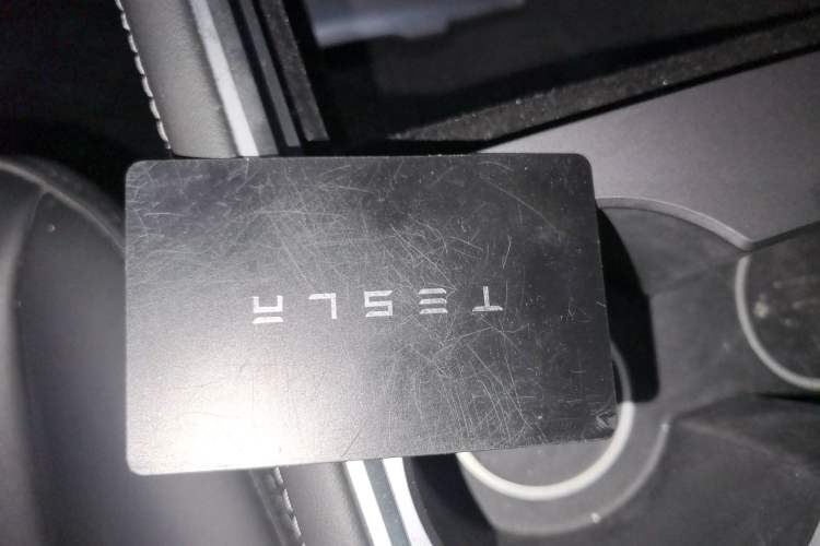 Used Tesla Model Y 2023 Rear-Wheel-Drive Version
