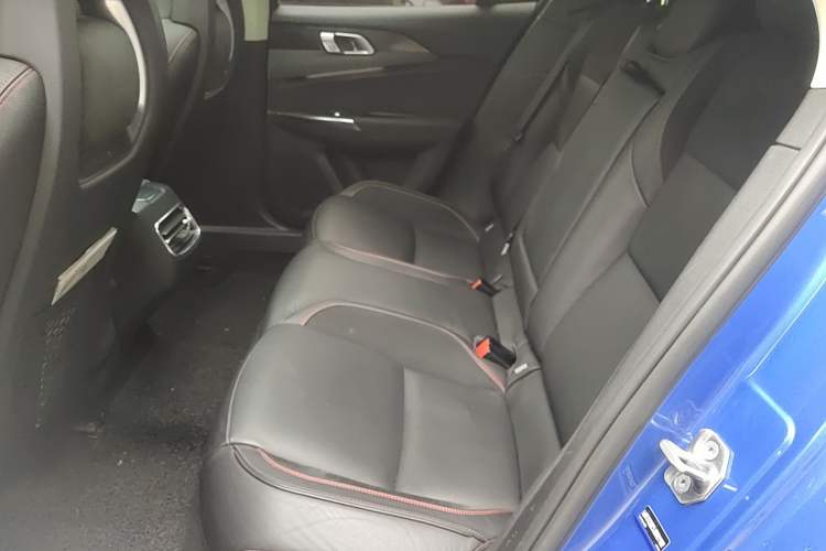 Used Lynk & Co 02 2018 1.5T DCT Two-Wheel Drive Pro Version China V Emission Standard Left Rear Seat