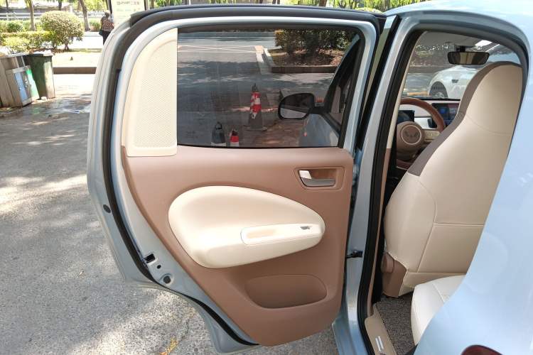 Used Wuling Hongguang MINIEV 2025 Four-Door Version Advanced Edition
