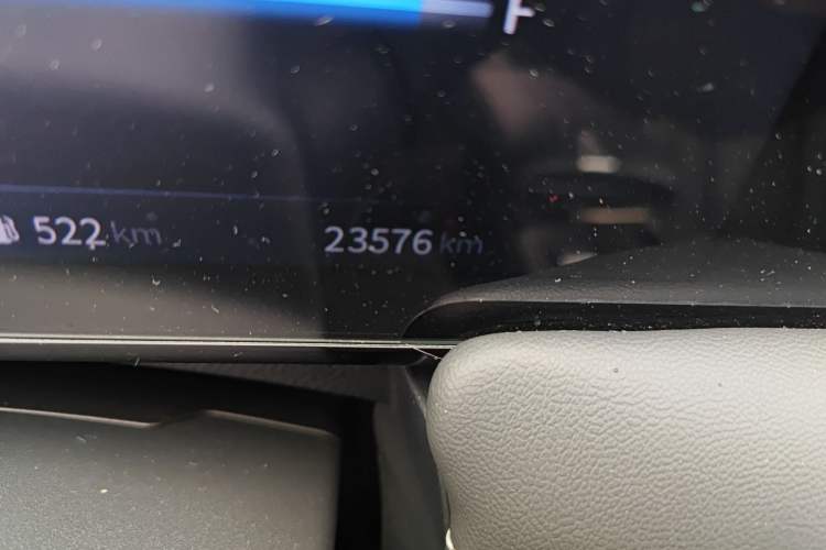 Used Venucia V 2023 260T Idol Edition Pro
