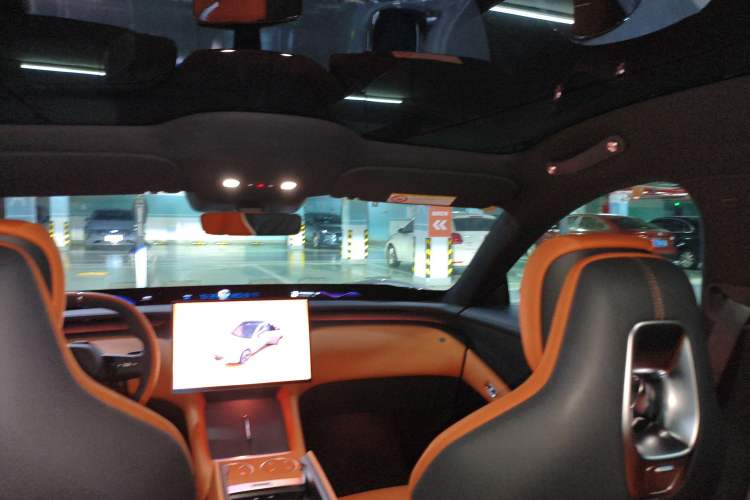 Used Xiaomi Auto YU7 2025 Ultra-Long Range Rear-Wheel Drive Version
