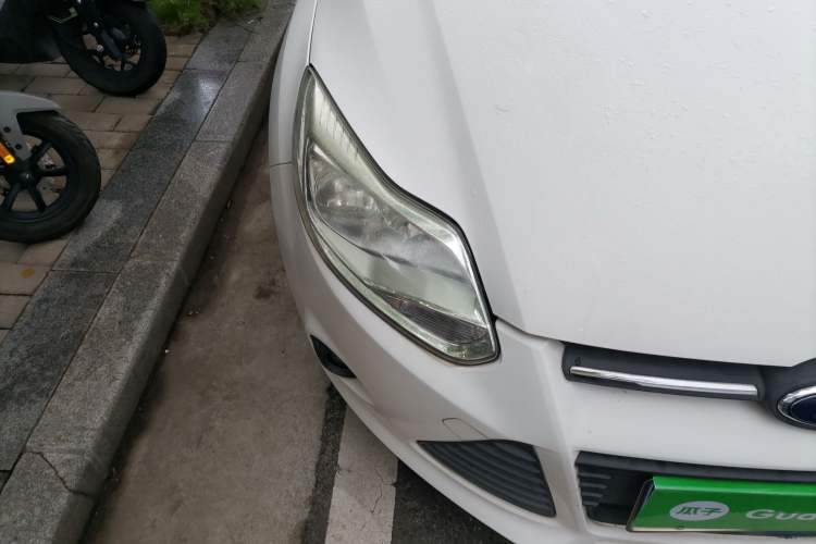 Used Ford Focus 2012 Hatchback 1.6L Manual Comfort Model
