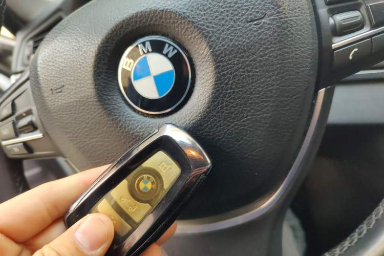 Used BMW 5 Series 2012 535Li Luxury Model Vehicle Key