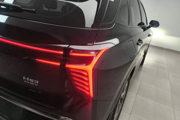 Used Hongqi HS3 PHEV 2024 PHEV 115km Jingwei Edition Right Rear Taillight