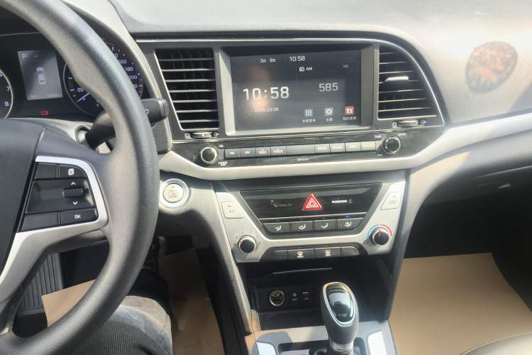 Used Hyundai Elantra (6th Generation / Lingdong) 2016 1.6L Automatic ZhiXuan – Elite Version
