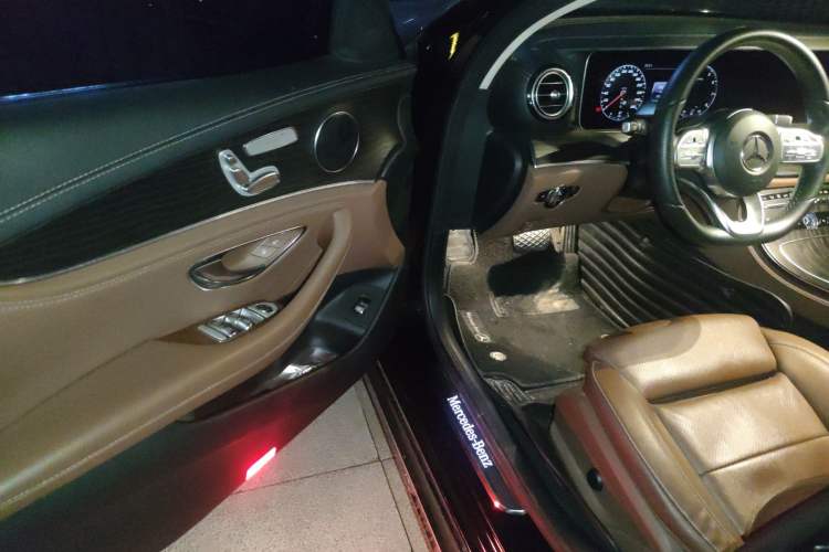 Used Mercedes-Benz E-Class 2019 E 260 L Sport Edition Driver Seat