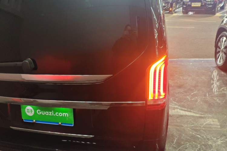 Used Mercedes-Benz V-Class 2020 V 260 L Long-wheelbase Luxury Edition