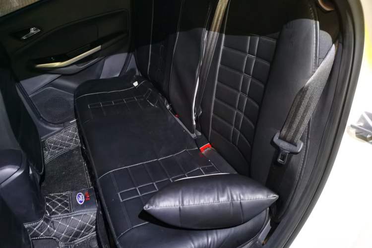 Used Ford Escort 2019 Revised 1.5L Automatic ZhiXiang Version (Tire Pressure Monitoring) China VI Standard