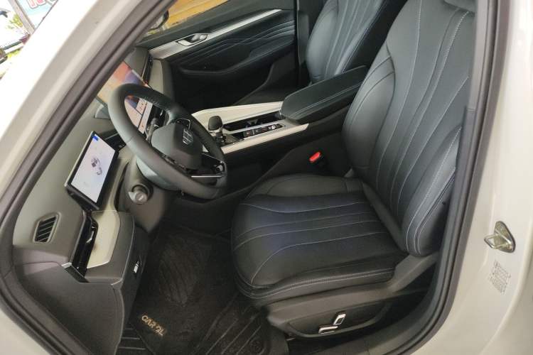 Used Geely Auto Preface 2025 Dongfang Yao 1.5TD Fuyao Edition Left Front Seat