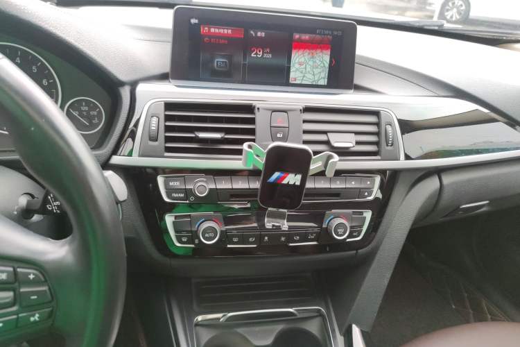 Used BMW 3 Series 2019 320Li Fashion Model
