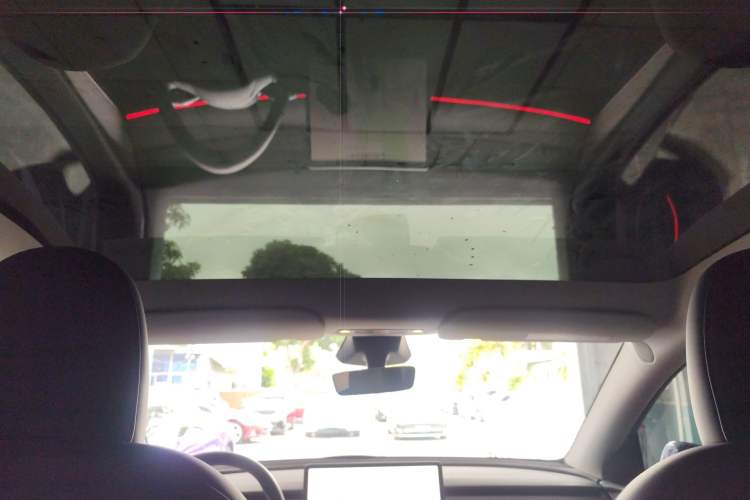 Used Tesla Model Y 2024 Long-Range All-Wheel-Drive Version
