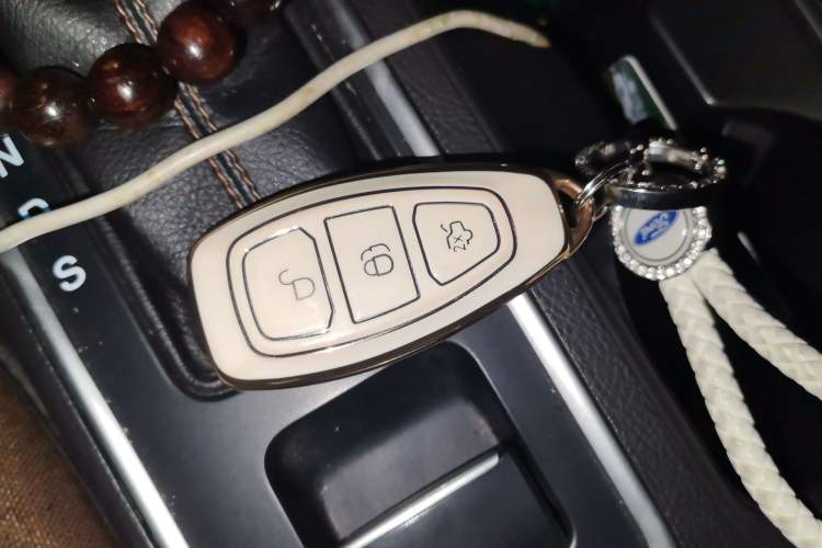 Used Ford Kuga 2018 EcoBoost 180 Two-Wheel-Drive Cognac Special Edition Vehicle Key