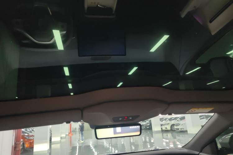 Used Avatr 06 2025 Pro Range-Extended Edition Headliner