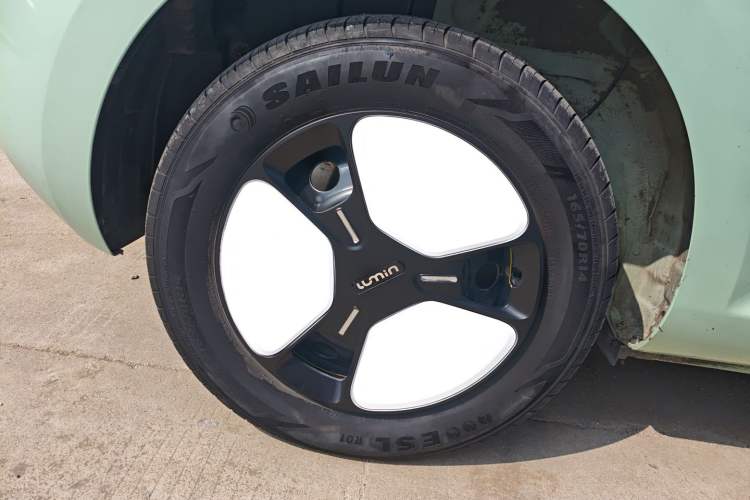 Used CHANGAN NEVO Lumin 2022 301km Honey-Sweet Version
