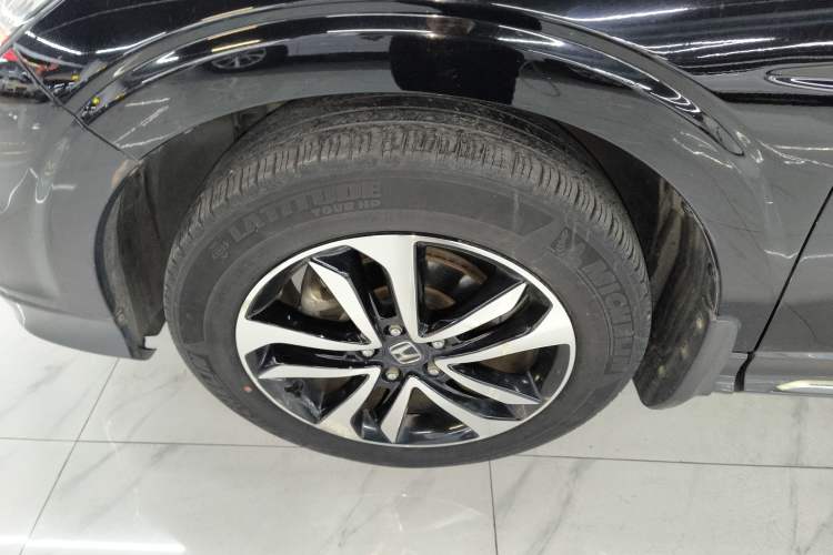 Used Honda Crosstour 2016 2.4L Luxury Edition Exterior 4