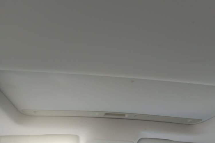 Used Roewe Ei5 2019 Luxury Edition Headliner
