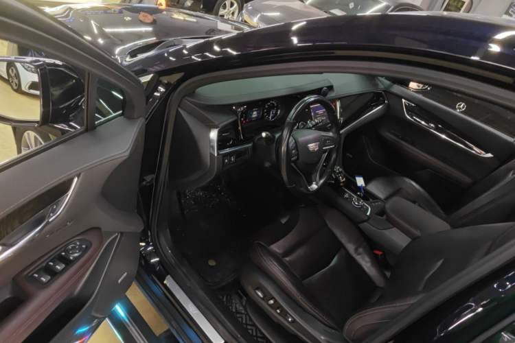 Used Cadillac XT6 2021 28T Six-Seater Luxury Version