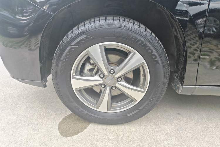 Used Haval M6 2018 1.5T Manual Two-Wheel Drive Elite Model Exterior 4