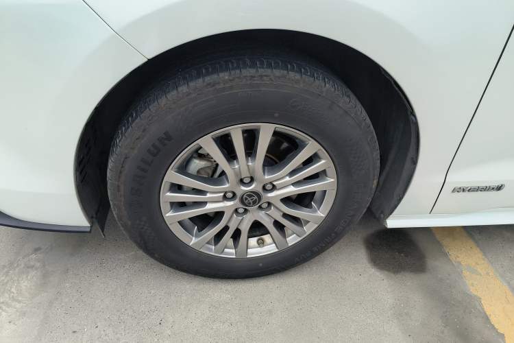 Used Toyota SIENNA 2021 2.5L Hybrid Comfort Edition