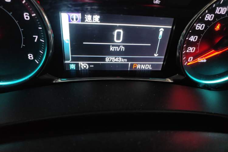 Used Chevrolet Equinox 2017 535T Automatic YuJie Edition Odometer Close Up