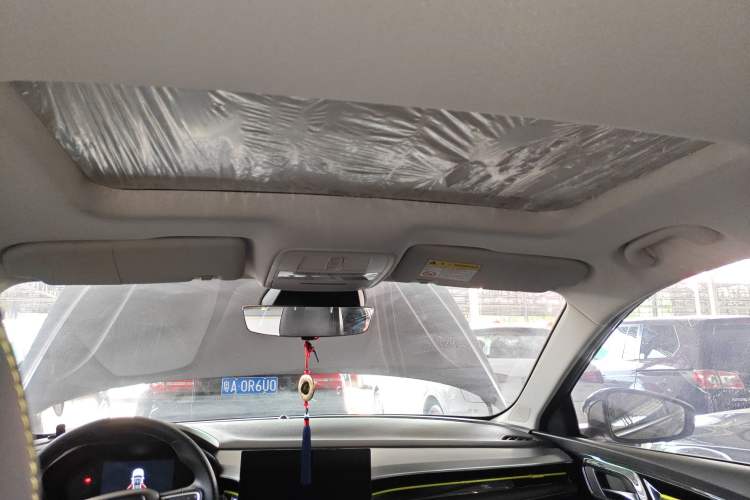 Used Roewe i5 2021 Revised 1.5L CVT Starry Edition Headliner