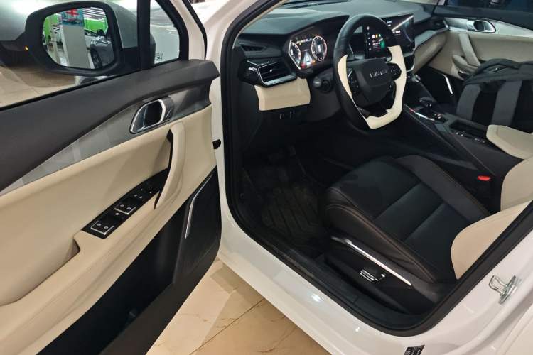 Used Lynk & Co 06 2023 Remix 1.5T Plus Model