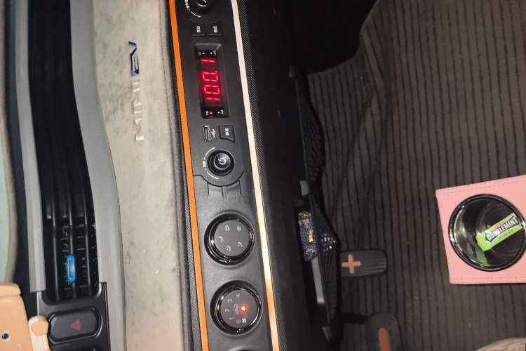 Used Wuling Hongguang MINIEV 2020 Zizai Version Lithium-NMC