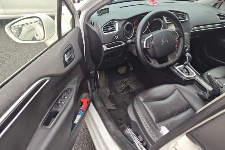 Used Citroen C4L 2015 1.2T Automatic Prestige Edition
