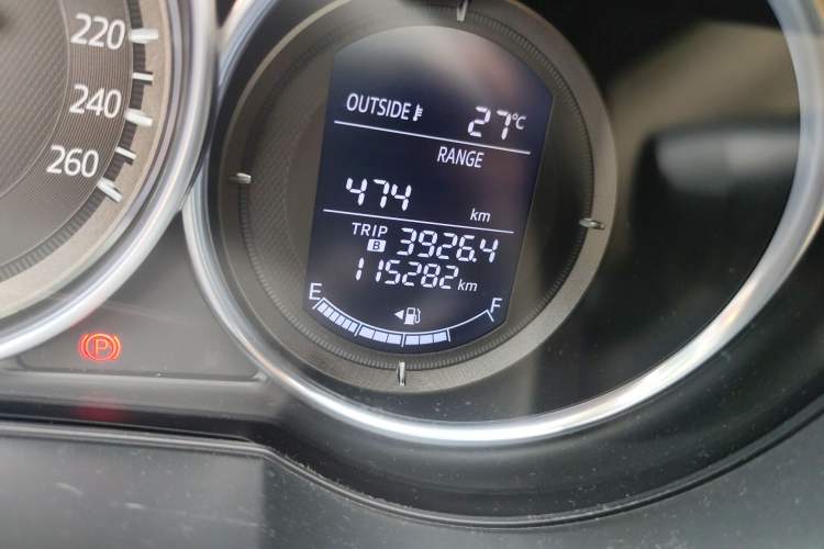 Used Mazda Atenza 2017 2.5L Skyactiv Sport Edition Odometer Close Up