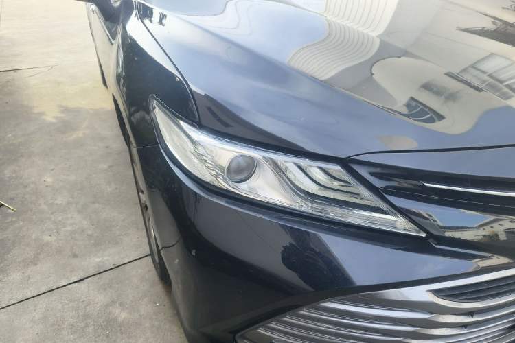 Used Toyota Camry 2018 2.0G Luxury Edition
