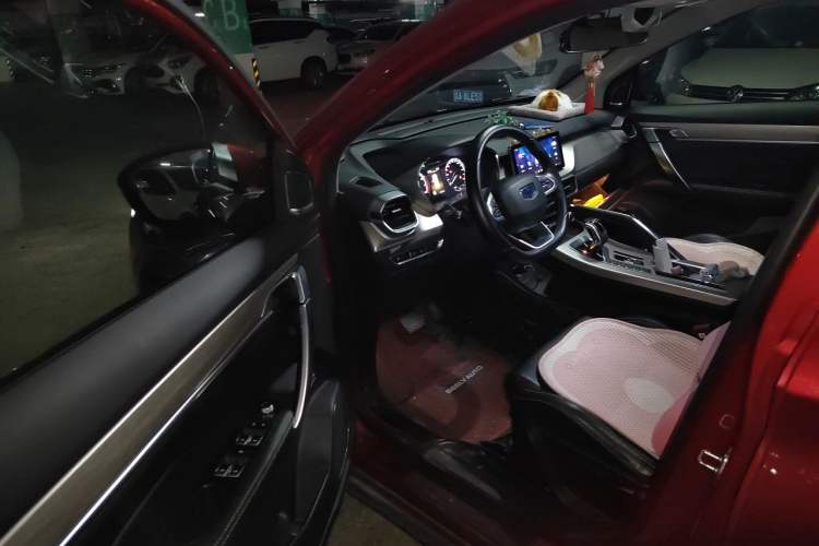 Used Geely Auto Coolray 2019 260T DCT Knight China V Standard
