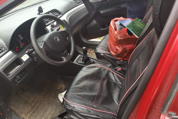 Used Suzuki Alivio  Left Front Seat