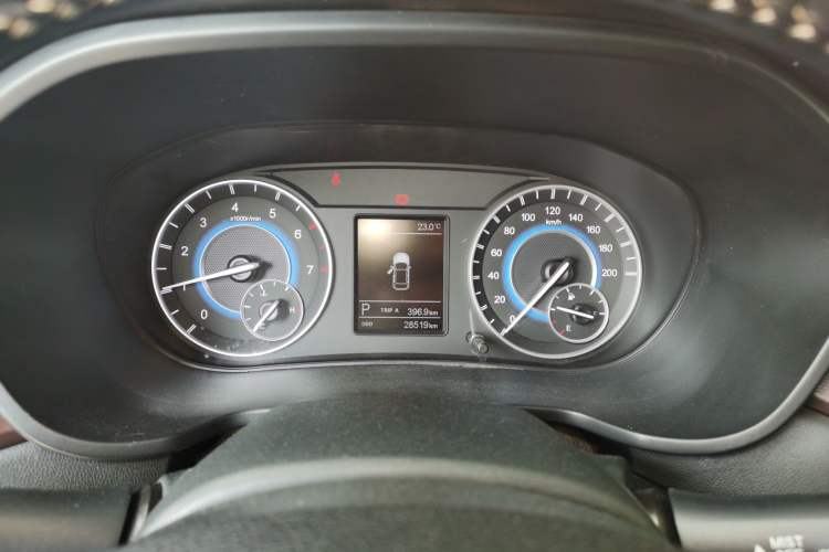 Used Dongfeng Fengon S560 2022 1.5T CVT Elite Version Instrument Cluster