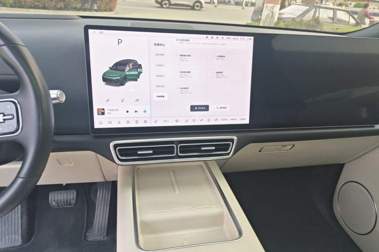 Used Li Auto L8 2023 Pro Model
