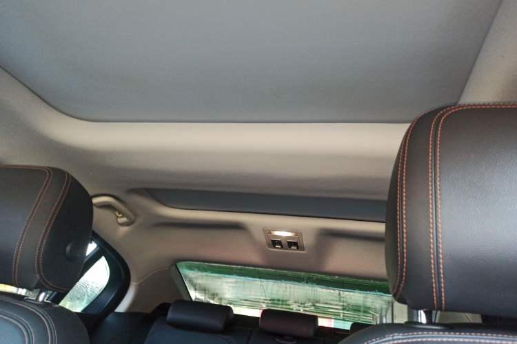 Used Jaguar XEL 2018 2.0T 200 PS LOVE Devotion Edition