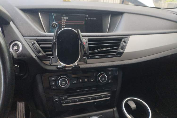 Used BMW X1 2012 sDrive18i Luxury Edition
