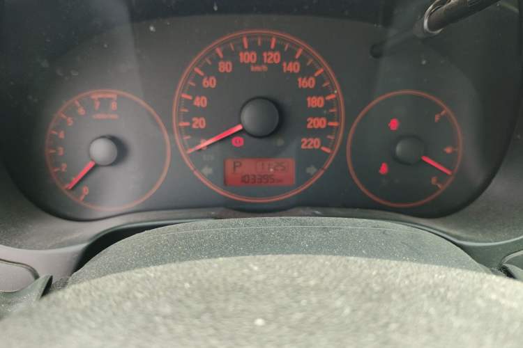 Used Honda City 2015 1.5L CVT Comfort Version Odometer Close Up