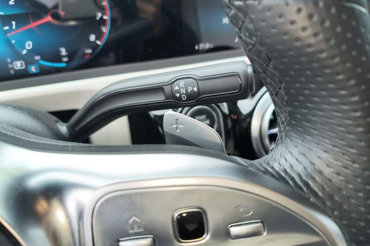 Used Mercedes-Benz A-Class 2022 Restyled A 200 L Sport Sedan Dynamic Version Gear Lever